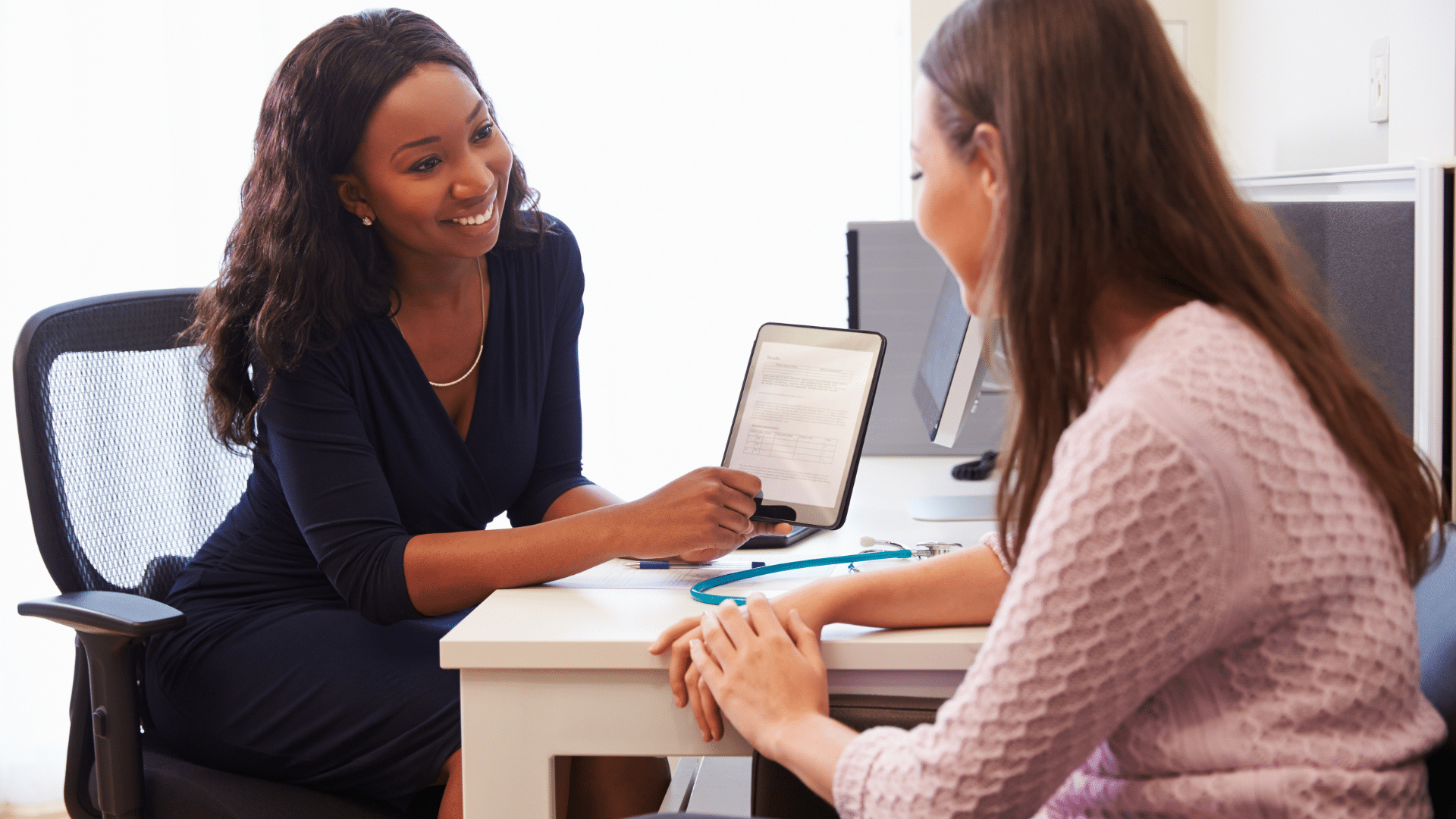 Doctor ang patient consultation.